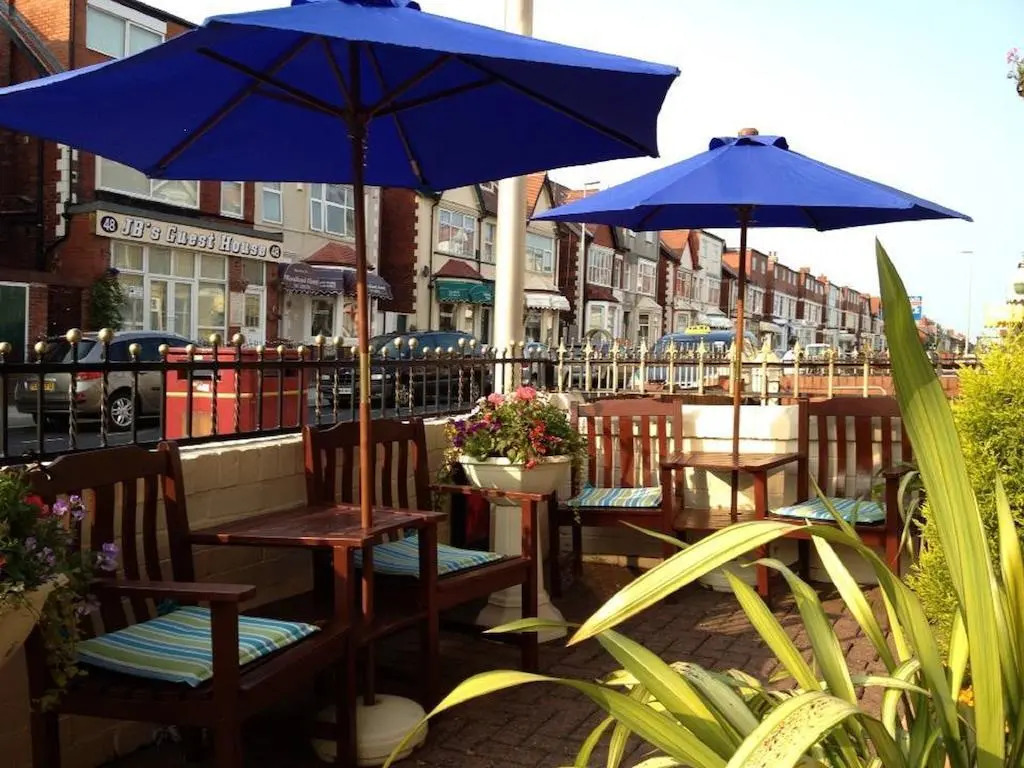OYO Abbey Lodge Hotel