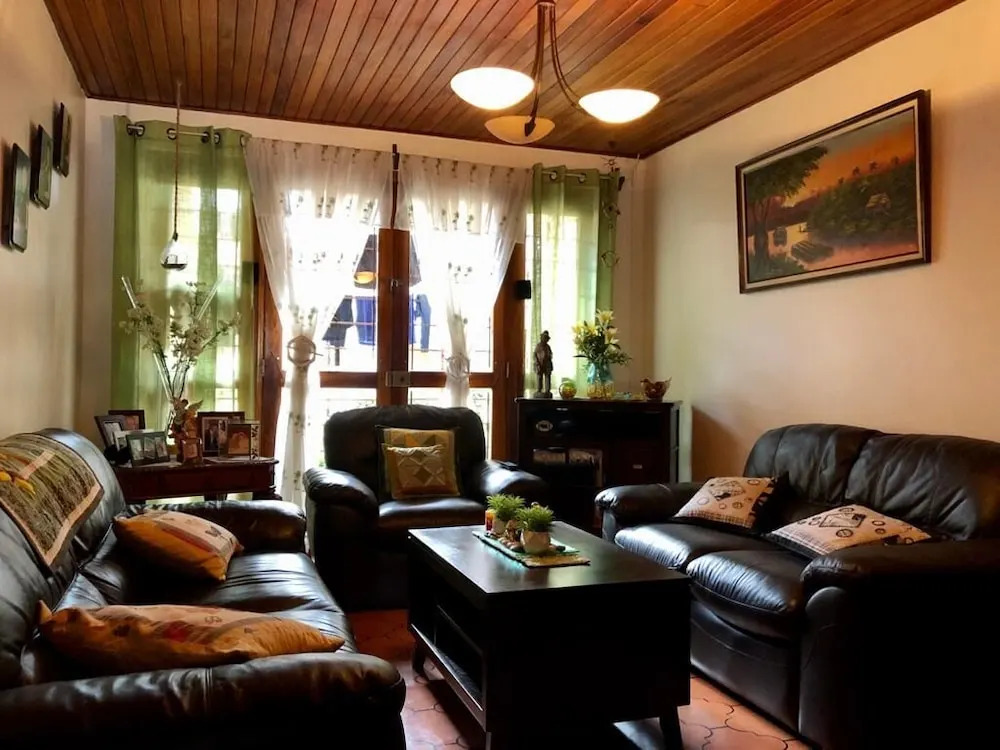 Mama Tica Guest House