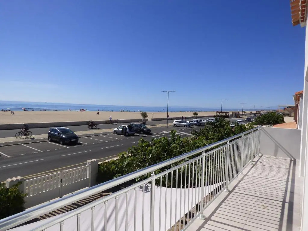 Villa T5 climatisée - Front de Mer - Narbonne Plage