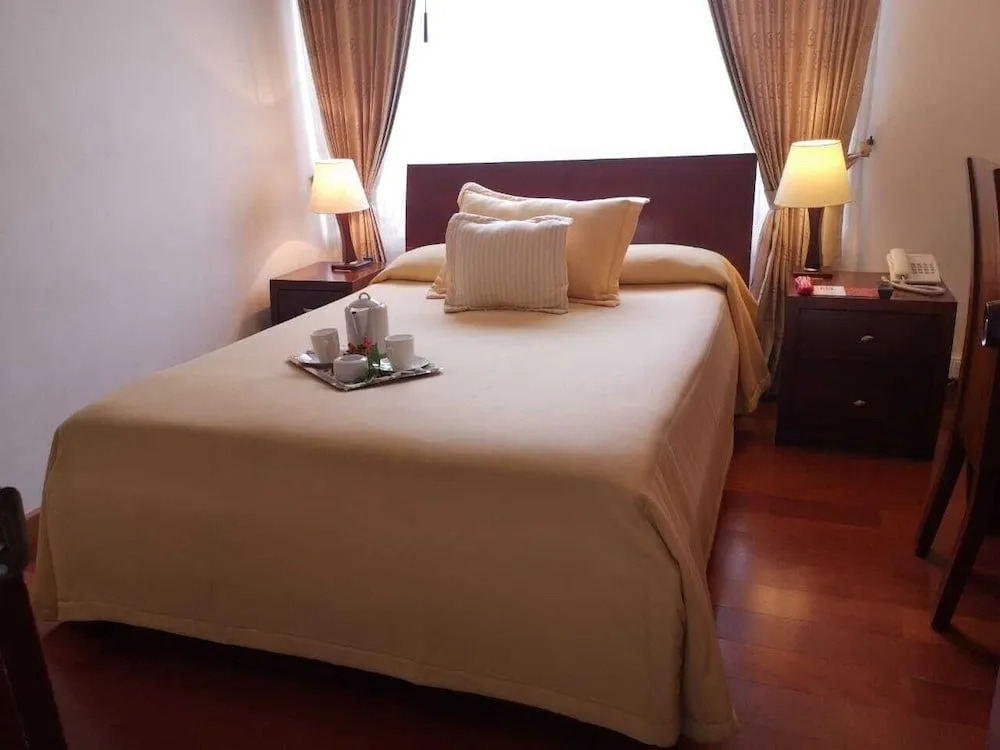 Balmoral Casa & Boutique