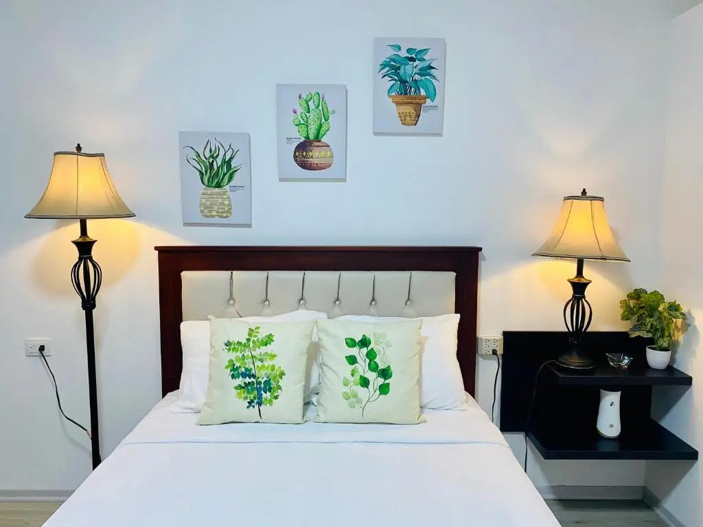 Departamento ejecutivo en todo el centro de Manta, Manabi