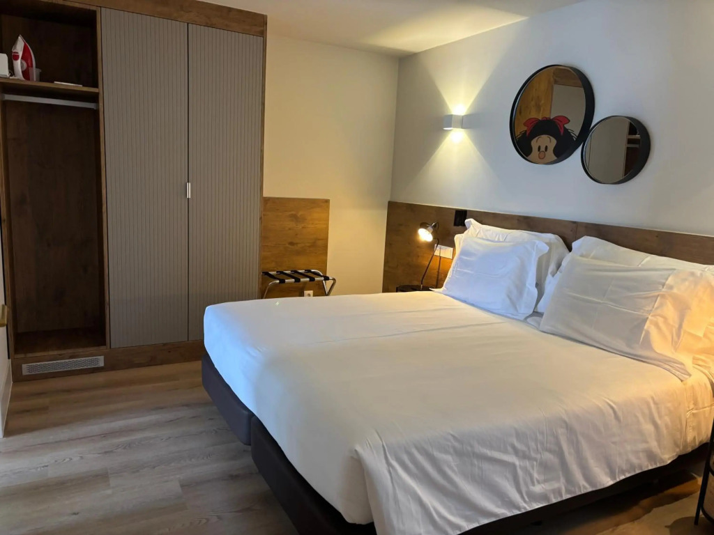 Azores Book Hotel