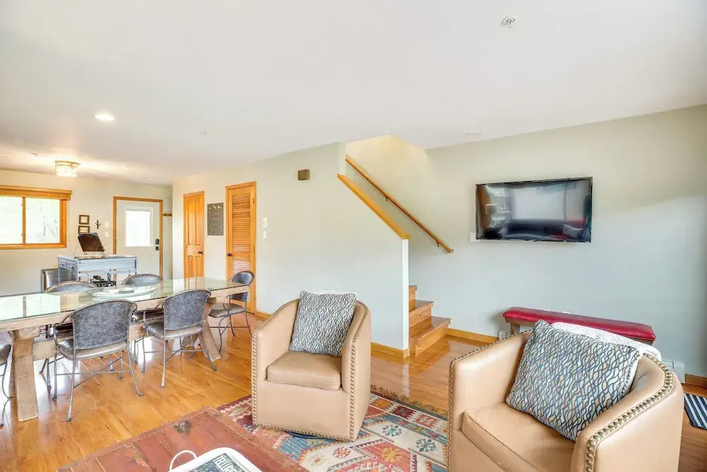 Mountain Village Home Steps to Ski Lift & Shuttle