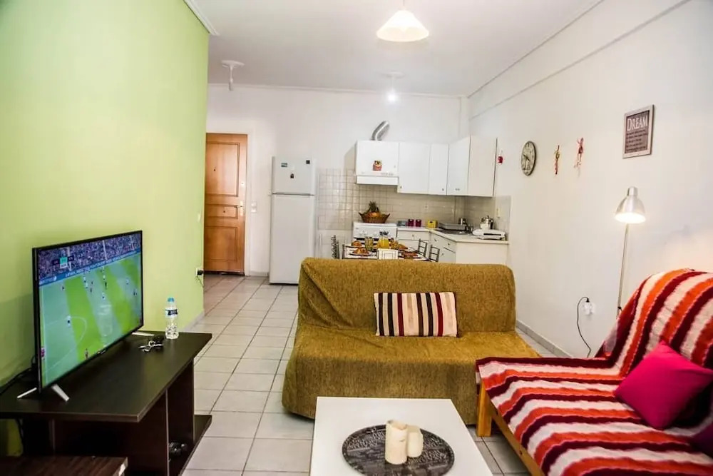 Antoine's central flat near the sea