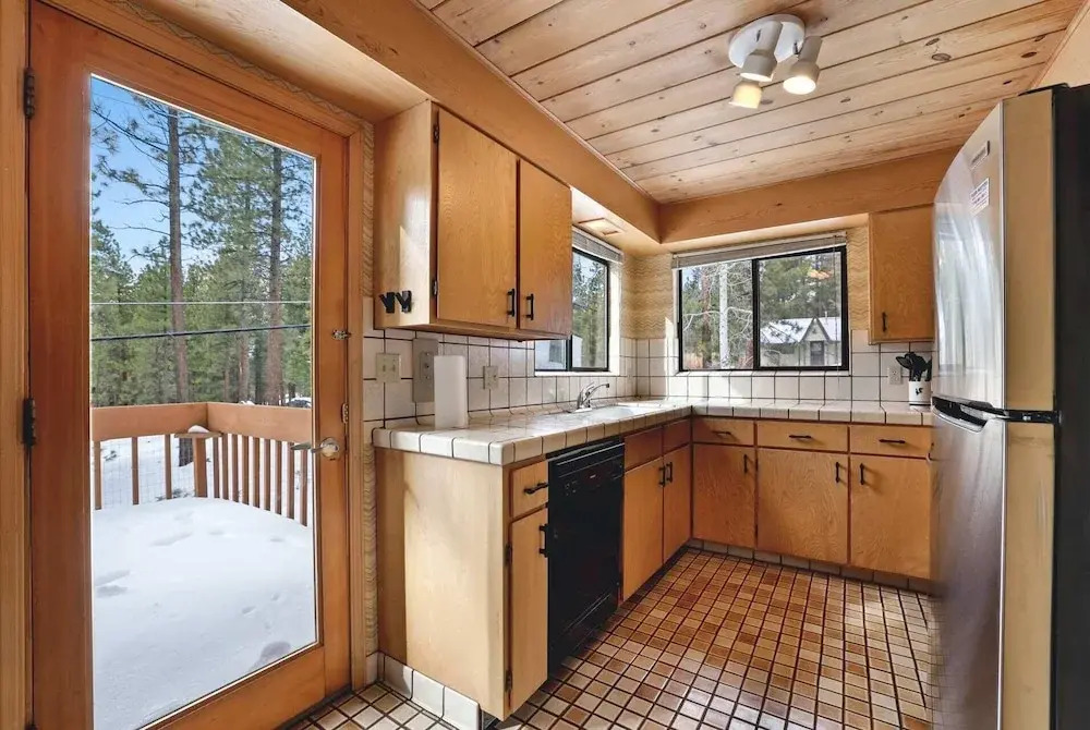 Tahoe Forest Chalet 3BR House w/ Mountain Views