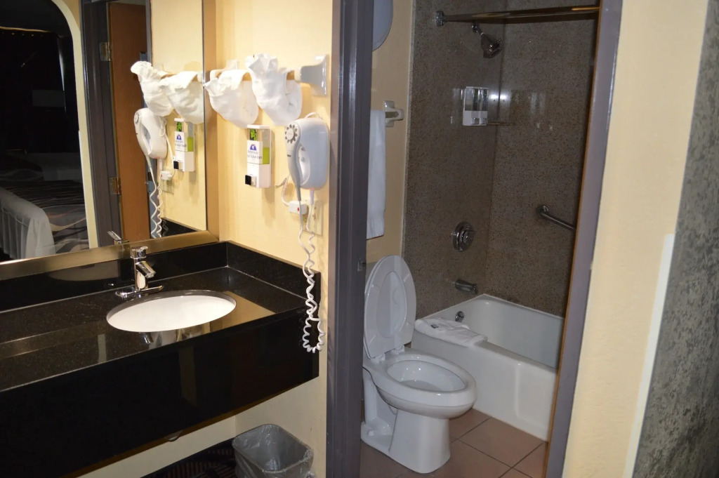 Americas Best Value Inn Fort Myers