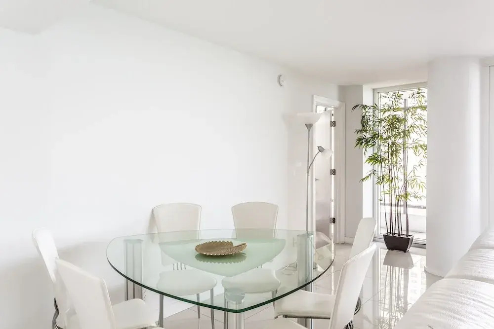 2 Bedroom Pearl in Downtown Miami