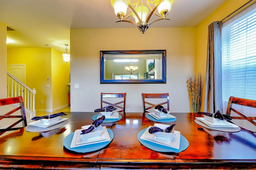 Paradise Palms Resort, Just Minutes From Disney!!!!
