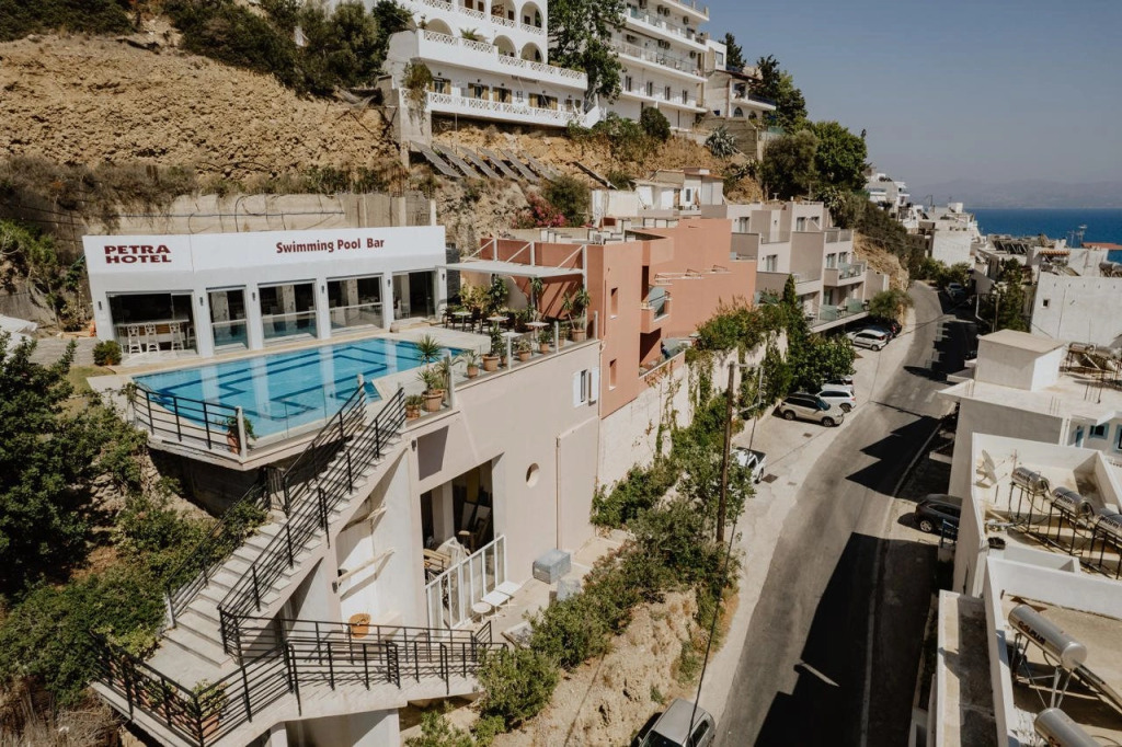 Petra Hotel