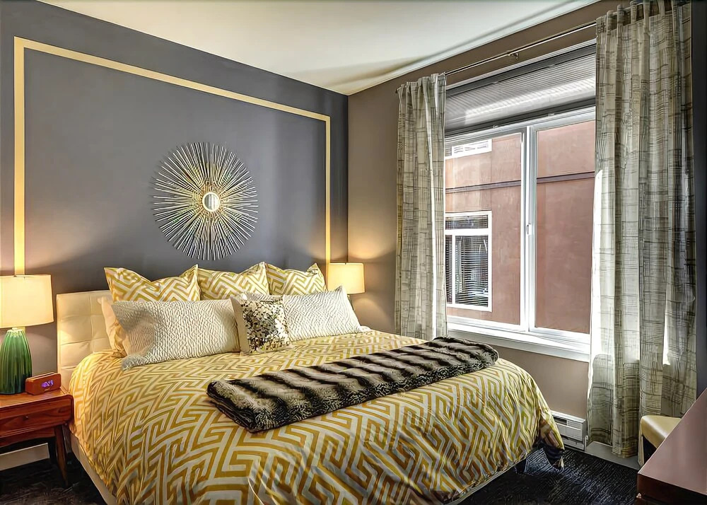 Belltown Court Suite Decadence - Two Bedroom Apartment with Balcony