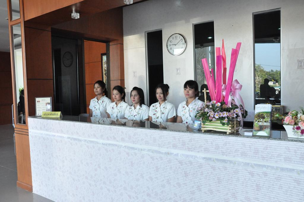 Queen Palace Hotel