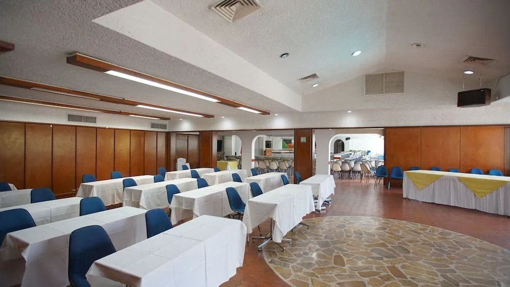 Hotel Bachue Girardot
