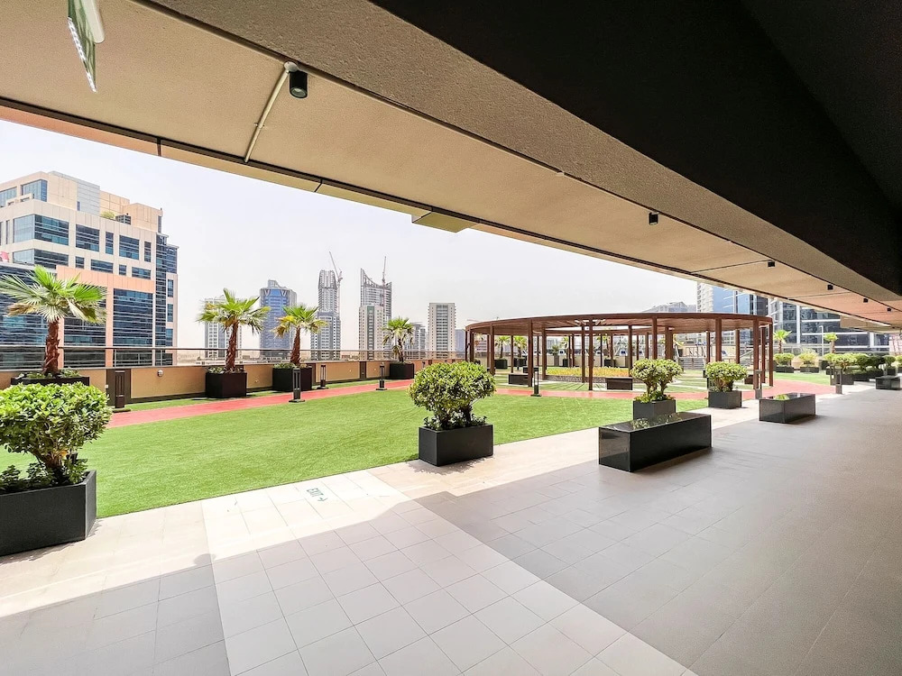 Luton Vacation Homes - Elite Downtown Residence