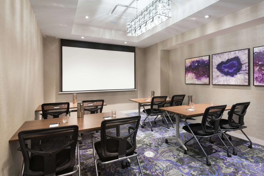 Homewood Suites By Hilton Ottawa Downtown