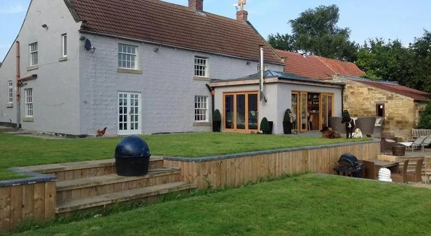 Woundales Farmhouse bed and breakfast