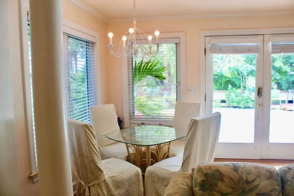 Treasure Island Beach Retreat Sleeps Up To 8