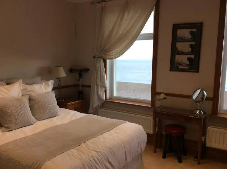 The Ship Inn - Sandgate
