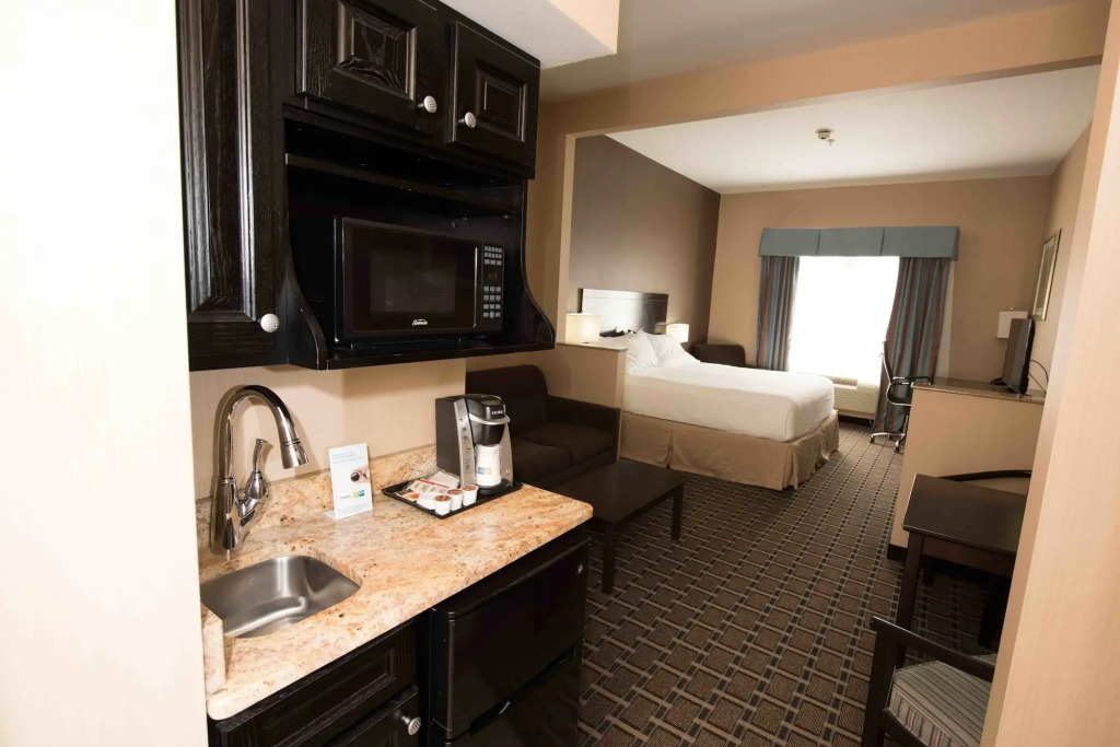 Holiday Inn Express Hotel & Suites West Coxsackie by IHG