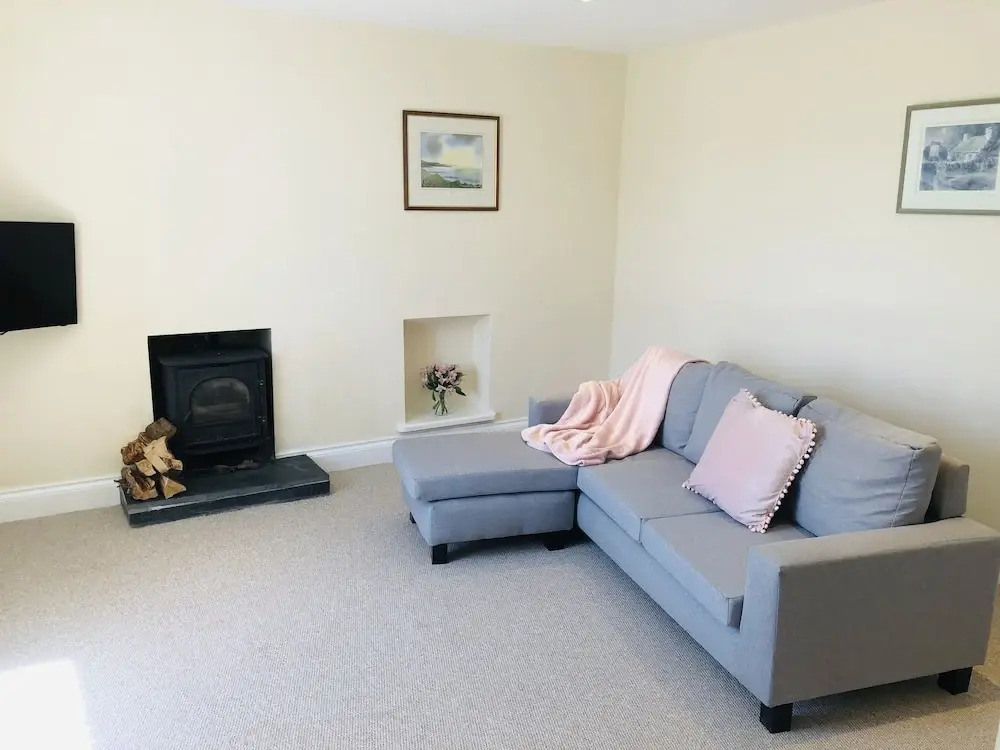 Stunning new 4 bed Cottage Heart of Pembrokeshire