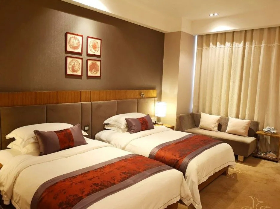 Qujing Guanfang Hotel