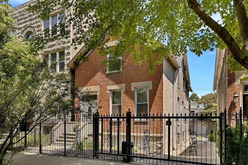 Newly Updated Vintage 6 Bedroom Single Family Home by AllSet Turnover