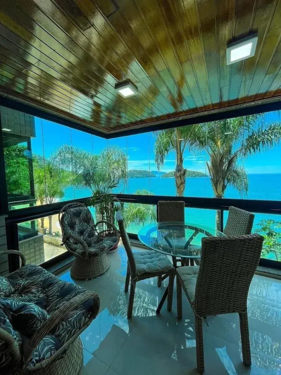Apt Luxo ao lado da Praia no Porto Real