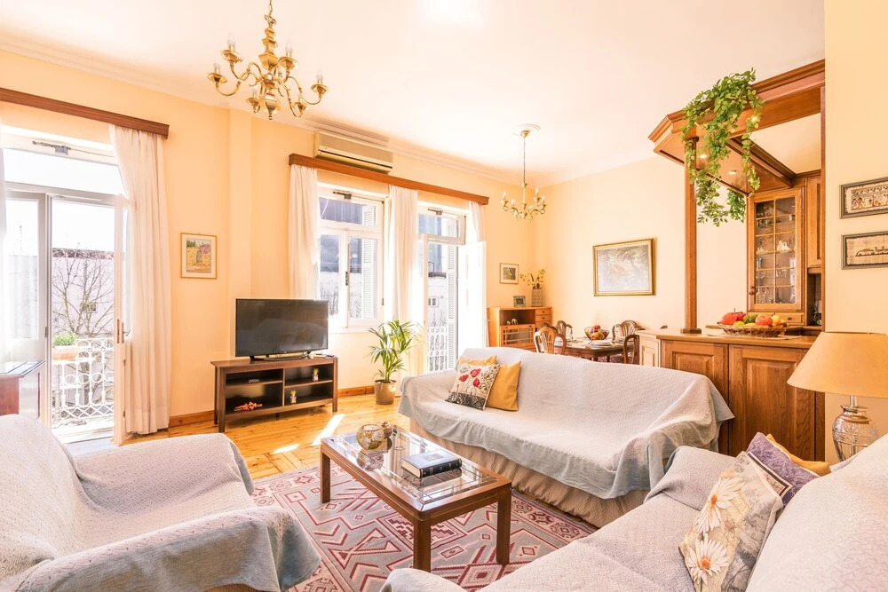Historic Family Apartment in the Old Town