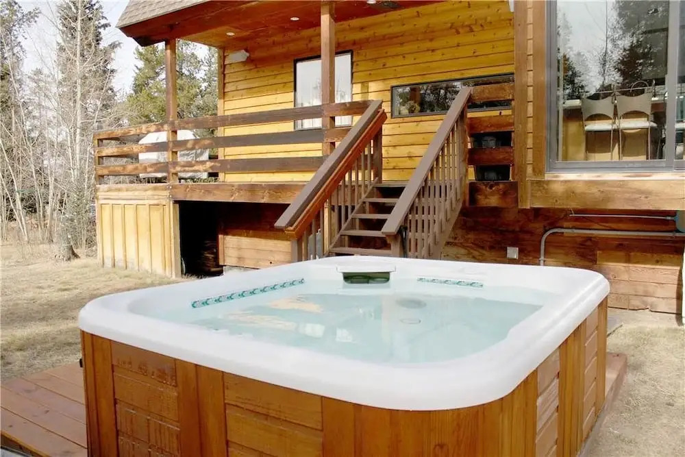 Wellington Haus: Dog Friendly Home, Hot Tub, Views