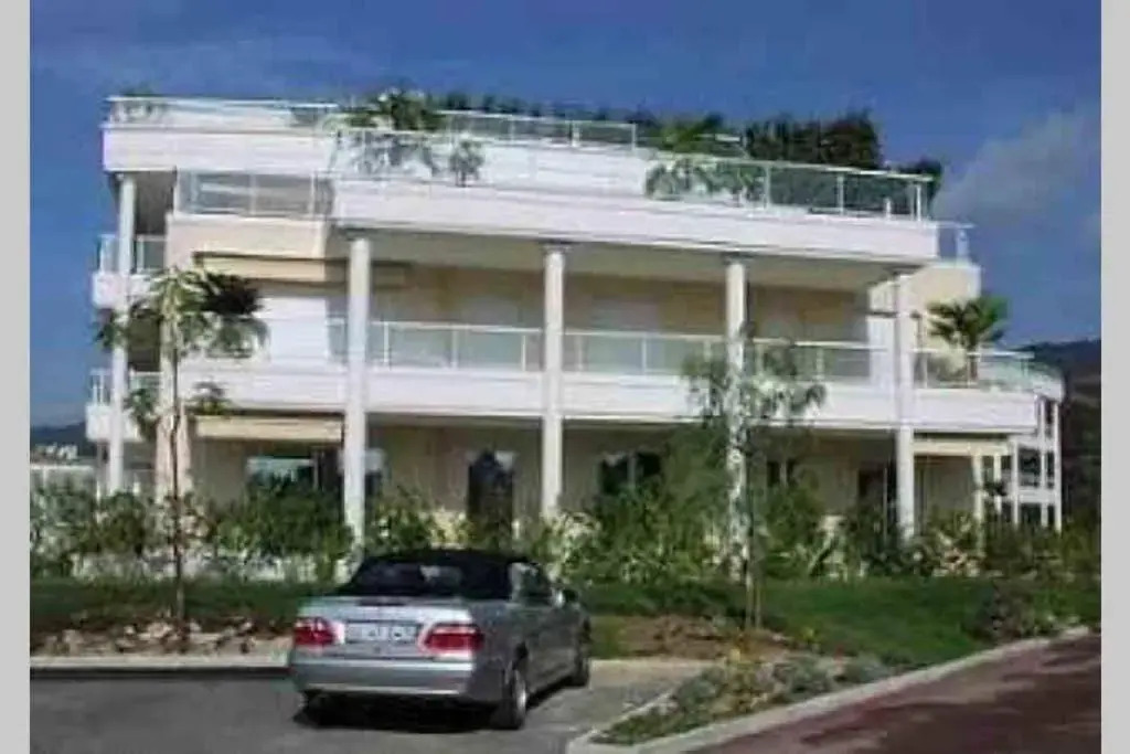 Riviera Home