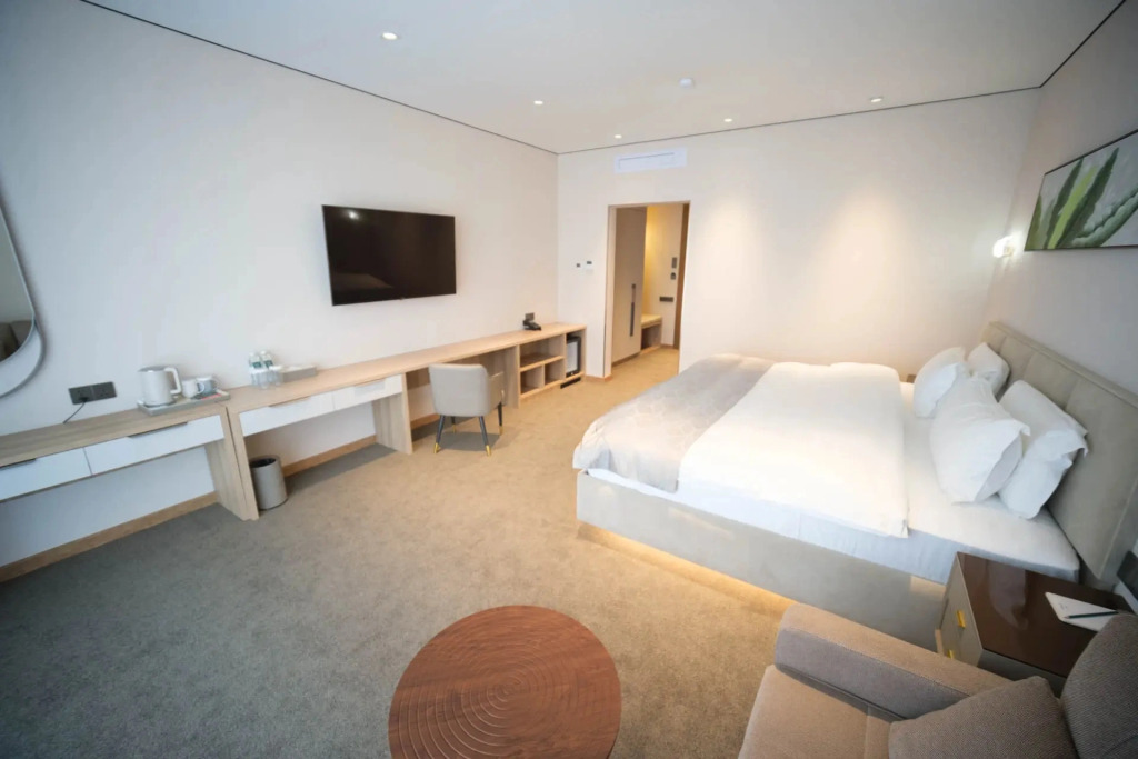 By Park Hotel