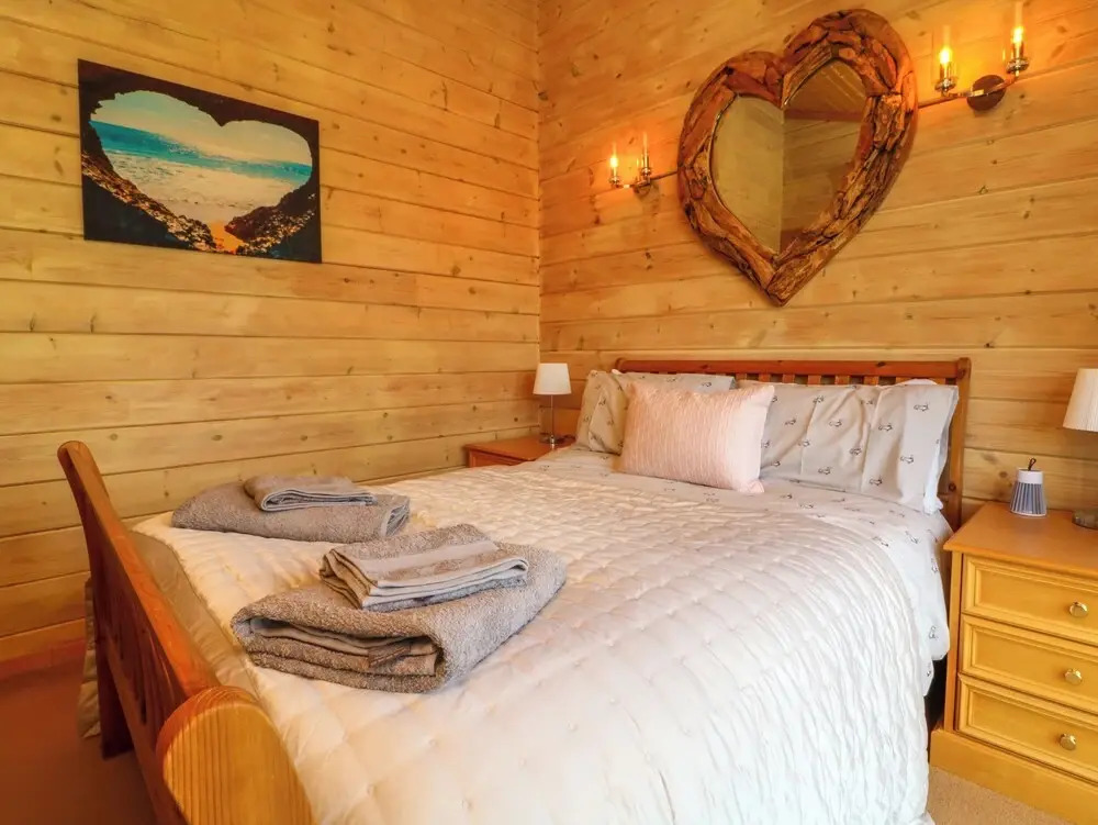 Moonlake Lodge