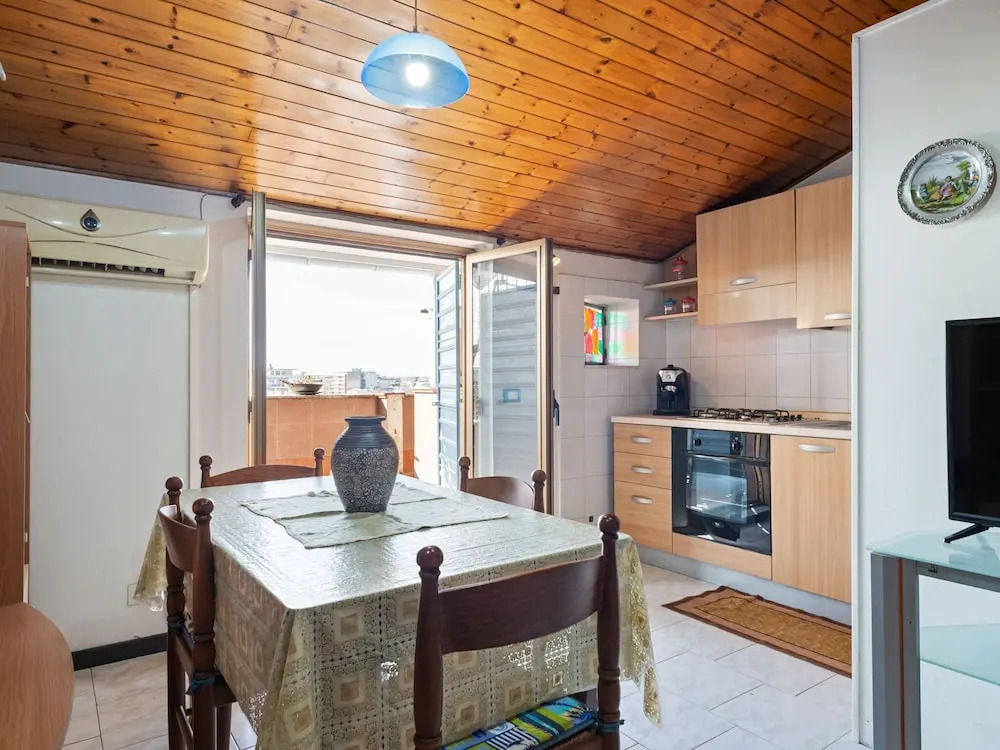 Lovely Apartment in Catania With Balcony and Terrace