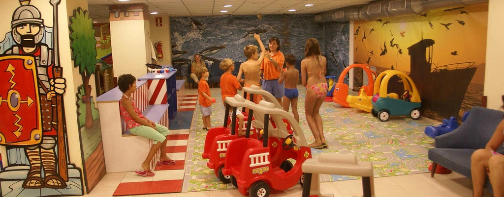 Apartamentos La Mirage