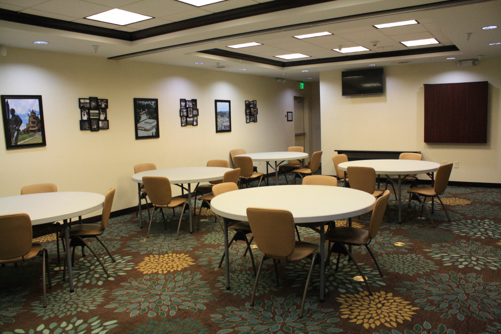 Staybridge Suites Minot by IHG