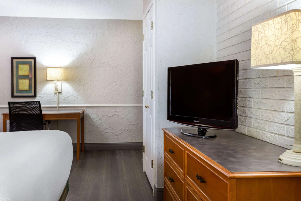 La Quinta Inn Tampa Airport Stadium Westshore