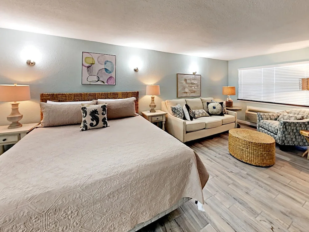 146 Sea Breeze - One Bedroom Condo