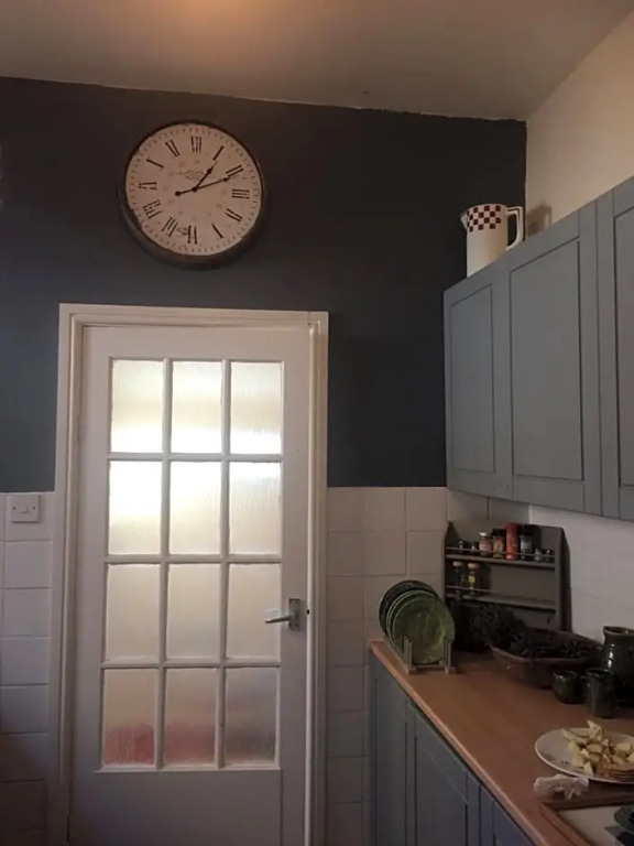 Stylish room near seafront