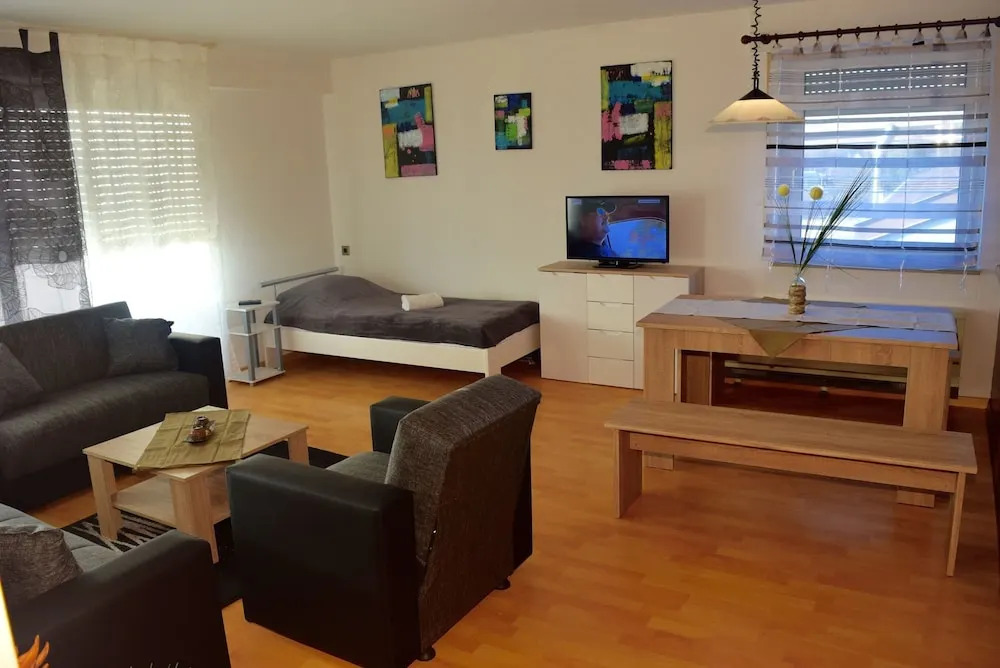 AB Apartment 64