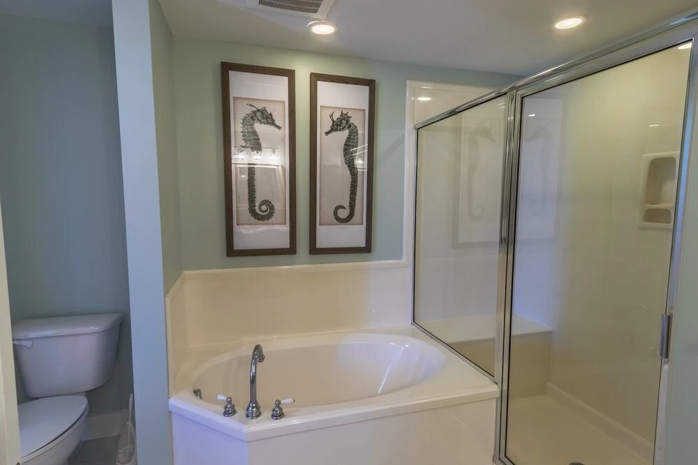 Waterscape B612 2 Bedroom Condo
