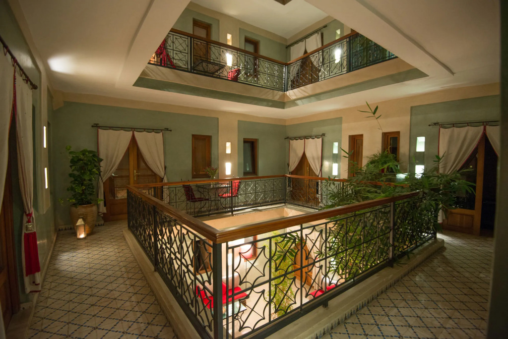 Riad lHeure dEté