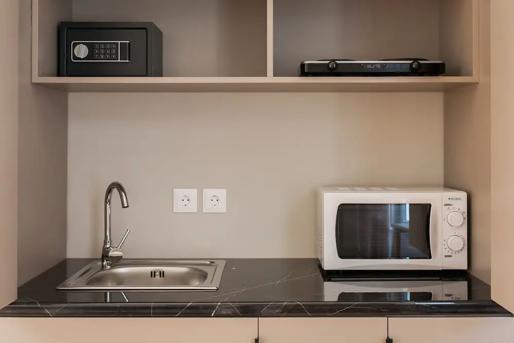 Step One | Luxury Suites right in the heart of Acropolis next to metro station