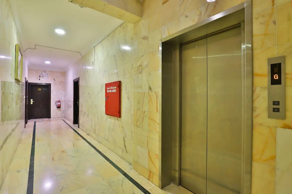 Oyo 317 Dheyouf Al Wattan Furnished Apt