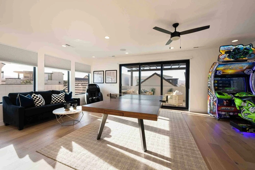 Designer Digs 9 Bedroom Home
