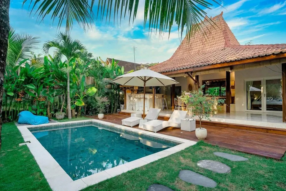 Villa Ketenangan