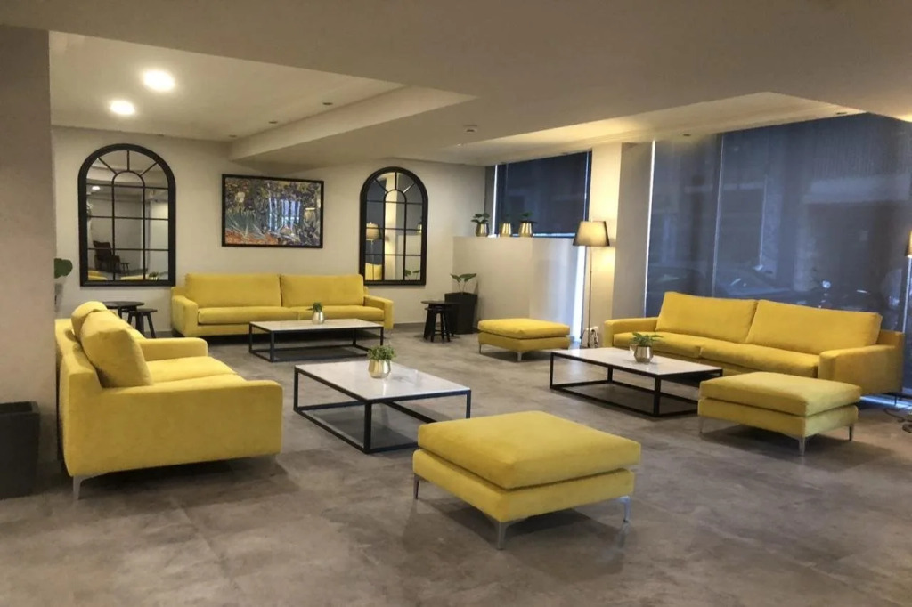 Candia Hotel