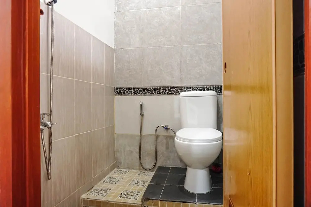 OYO 90846 Guesthouse Bintaro Asri Syariah