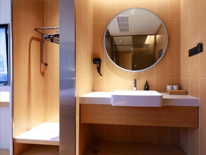 JI Hotel (Shanghai Jinqiao Yunshan Subway Station)