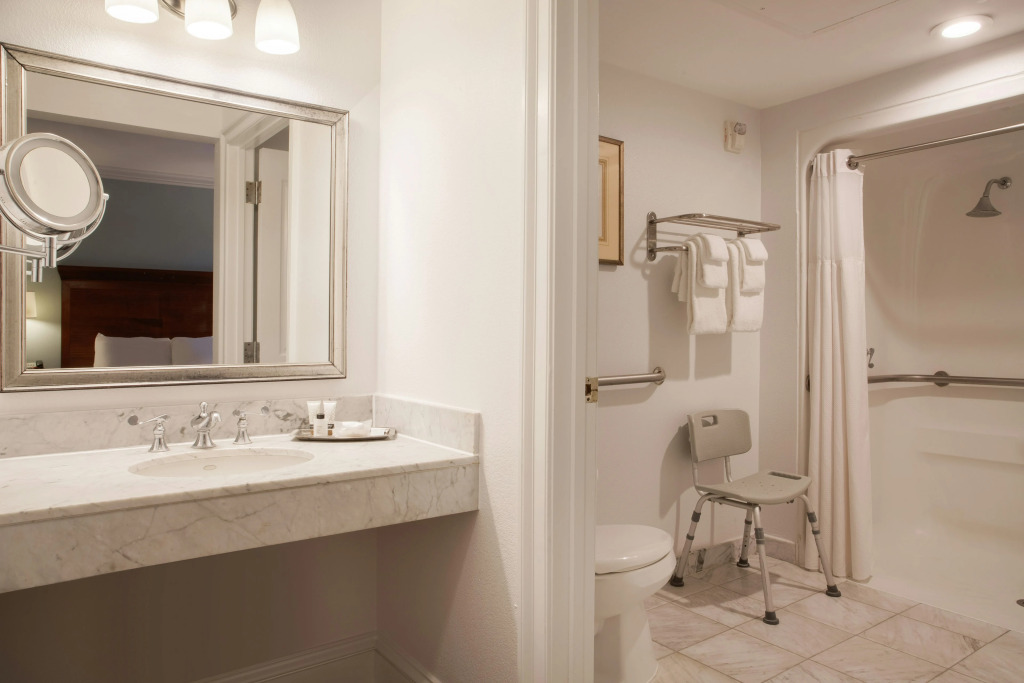 voco St James Hotel by IHG