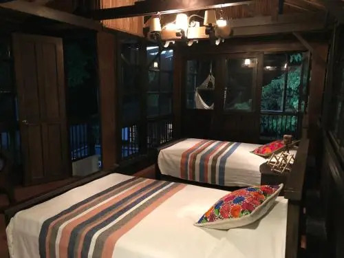 Entre Los Arboles Hotel