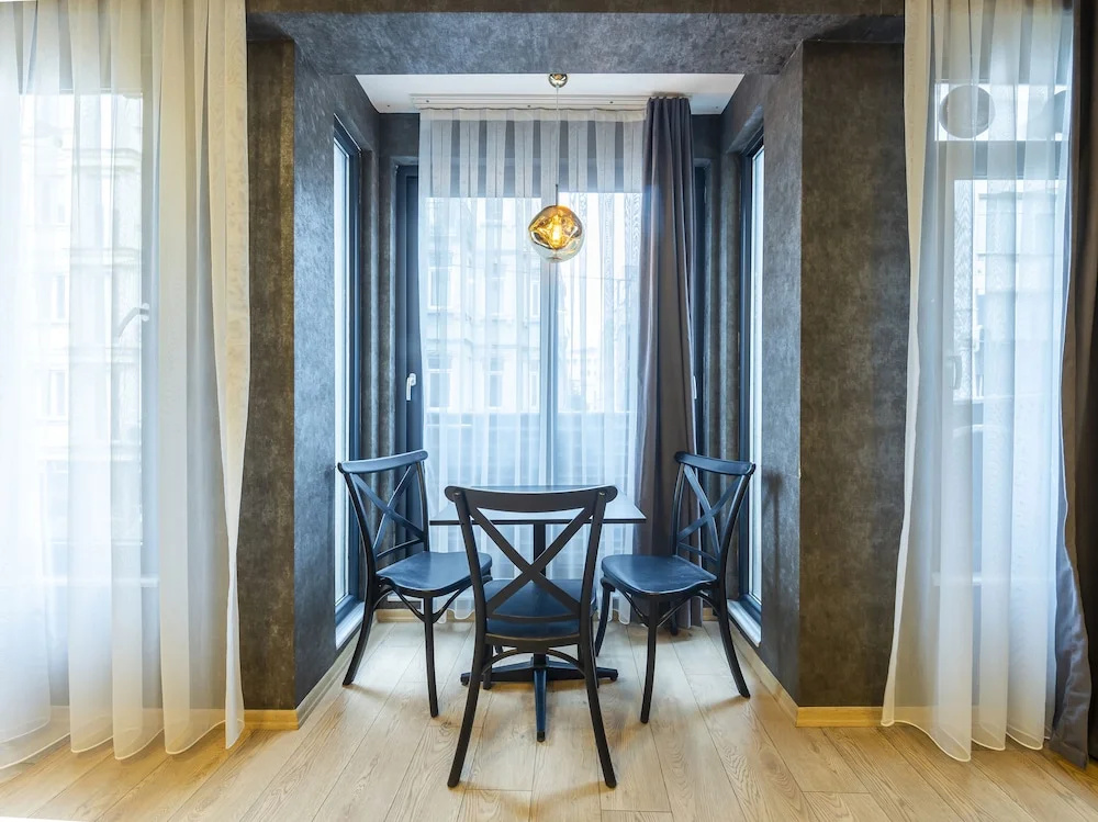 The Business Class Suit Karakoy